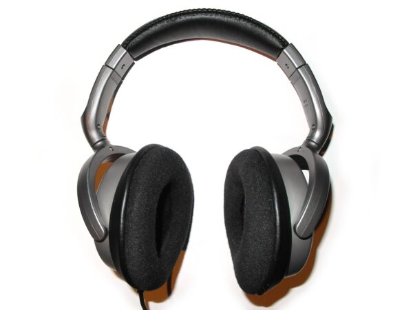 headphones, philips headphones, music-388674.jpg